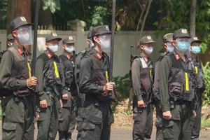 Bộ Công an điều động hơn 300 cảnh sát cơ động chi viện cho TP.HCM chống dịch