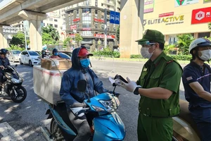 Cầm điếu cày đánh bị thương công an và đoàn viên tại chốt kiểm dịch COVID-19