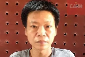 Bắt giam người cầm tuýp sắt dọa đánh công an khi xử lý việc không đeo khẩu trang