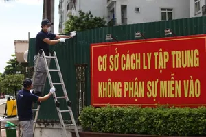 Giám sát F1 bằng camera tại khu cách ly tập trung quận Bắc Từ Liêm, TP Hà Nội