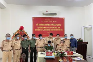 Cảnh sát giao thông lắp 80 ‘mắt thần’ dọc quốc lộ 1 đoạn Quảng Trị - Đà Nẵng