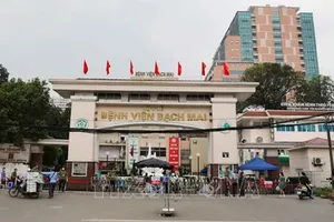 Tìm người bị ‘móc túi’ vụ nâng khống giá phẫu thuật ở BV Bạch Mai