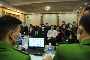 Hà Nội: Ra vào cơ quan sẽ phải quét mã QR trên thẻ CCCD gắn chip