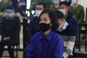 Nhân viên ngân hàng tiếp tay lừa đảo hơn 433 tỉ đồng