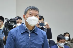 Cựu giám đốc BV Bạch Mai: Nhận tiền vì... ngày tết dân tộc