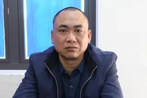 ‘Tú ông’ điều hành ổ mại dâm dưới vỏ bọc quán cà phê