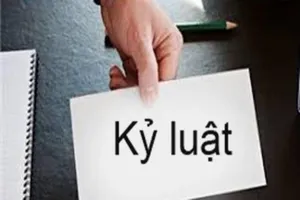 Khiển trách trưởng công an huyện vì cấp dưới bị kỷ luật