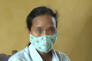 Bắt nghi can pha thuốc diệt chuột vào sữa đầu độc chồng