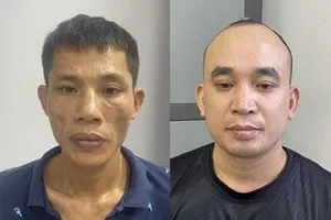 Tài xế taxi trộm thẻ visa của khách Hàn Quốc đi mua sắm khắp nơi