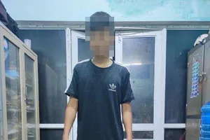 Bị yêu cầu dừng xe, nam thanh niên lao thẳng vào CSGT khiến 1 chiến sĩ nhập viện