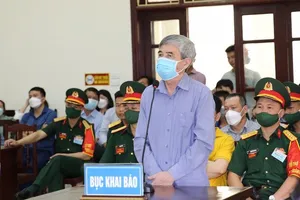 "Ông trùm’ xăng lậu: Cựu đại tá biên phòng ‘gọi điện dọa’ nên phải hối lộ