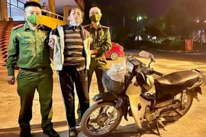 Bị cáo vụ sát hại 3 người trong gia đình phải đi chữa bệnh tâm thần 