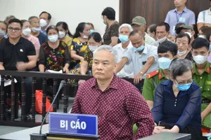 Cựu chủ tịch trung tâm hỗ trợ người nghèo bị đề nghị án chung thân với cáo buộc lừa đảo