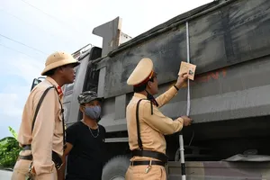 CSGT cả nước xử lý hơn 47.000 xe quá tải, ‘cơi nới’ thùng
