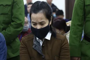 Lại hoãn xử vụ ‘siêu lừa’ câu kết nhân viên ngân hàng cuỗm hơn 433 tỉ đồng