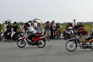 Những lỗi vi phạm điều khiển xe mô tô bị tịch thu giấy phép lái xe