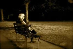 Chết vì cô đơn - bi kịch của cuộc sống hiện đại 