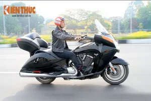 Tận thấy môtô siêu độc Victory Vision Tour 2014 ở Việt Nam
