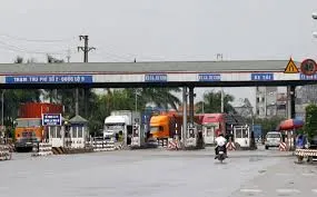 Chủ tịch Quốc hội than trời vì các loại phí 