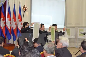 Thủ tướng Campuchia thách thức CNRP về vấn đề bản đồ biên giới