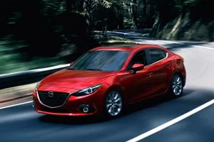 Ngừng bán Mazda3, triệu hồi 14.406 xe vì lỗi rò xăng