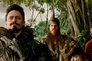 Hang Én và Vịnh Hạ Long hiện lên tuyệt đẹp trong phim Pan