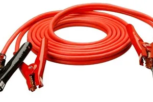 10 vật dụng nên có trên ô tô vào mùa đông 