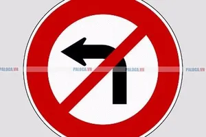 Xử phạt đi sai làn đường khi rẽ trái?​