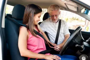 4 kinh nghiệm tránh nhầm chân ga dễ thành 'xe điên'