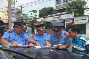 Quyền hạn của thanh tra đường bộ khi dừng phương tiện