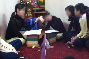 Phạt đến 5 triệu đồng nếu xem bói trục lợi