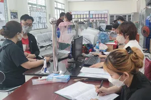 167 thủ tục liên quan nộp, xuất trình sổ hộ khẩu giấy chưa được điều chỉnh, rà soát