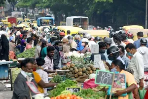 Nhờ khống chế tốt dịch COVID-19, Delhi (Ấn Độ) đã cho phép các chợ hoạt động trở lại từ đầu tháng 6. Ảnh: INDIA.COM