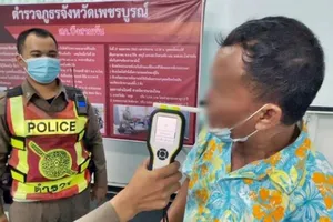 Thái Lan: Không chịu đo nồng độ cồn thì xét nghiệm máu hoặc nước tiểu