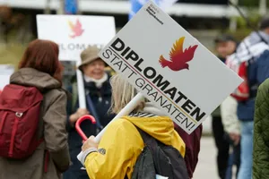 Đức: Hàng nghìn người biểu tình phản đối chiến sự ở Ukraine, Gaza