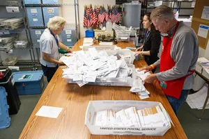 Tốc độ kiểm phiếu bầu cử Mỹ năm nay rất nhanh, nhờ đâu?