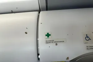 Máy bay dân sự Mỹ trúng đạn trên bầu trời Haiti