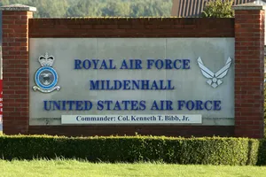 Nhiều UAV lạ bay trên 3 căn cứ quân sự Mỹ ở Anh