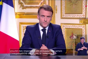 Tổng thống Macron ra thông điệp rắn giữa lúc chính trường Pháp bất ổn 