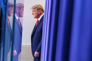 Tổng thống Mỹ Donald Trump cần lưu tâm tới 3 xu hướng về nhân khẩu, sinh thái và AI - những vấn đề đang "định hình lại thế giới". Ảnh: AFP