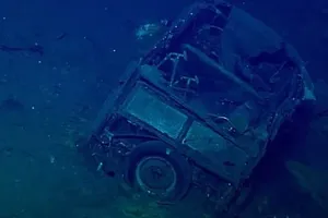 Khó hiểu một chiếc jeep Ford trong xác tàu sân bay Mỹ chìm từ Thế chiến 2