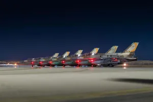 Các máy bay của Không quân Israel tham gia đợt tấn công Iran rạng sáng 13-6. Nguồn: IDF