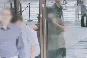 8 giờ truy tóm băng trộm kim cương hồng 'độc nhất vô nhị' giá 25 triệu USD