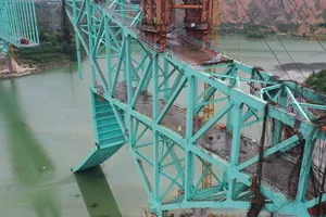 Trung Quốc: Sập cầu đang xây trên sông Hoàng Hà, 16 người chết và mất tích