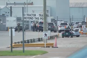 Nổ súng chết người ở xưởng đóng tàu hải quân 8.000 nhân công ở Mỹ, đã bắt nghi phạm