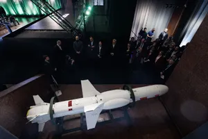 Ukraine giới thiệu biến thể tên lửa Neptune 'mũm mĩm', độc lạ