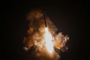 Mỹ xác nhận sắp thử ICBM Minuteman III 