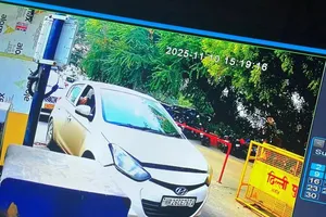 Bác sĩ đánh bom xe ở Ấn Độ làm 11 người chết, liên quan nhóm khủng bố ‘cổ cồn trắng’