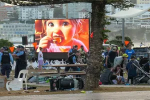 NÓNG: Xả súng nhắm vào người Do Thái ở Sydney, 10 người thiệt mạng 