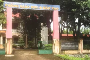 1 phòng GD&ĐT ở Gia Lai mua thiết bị chênh lệch hàng trăm triệu đồng